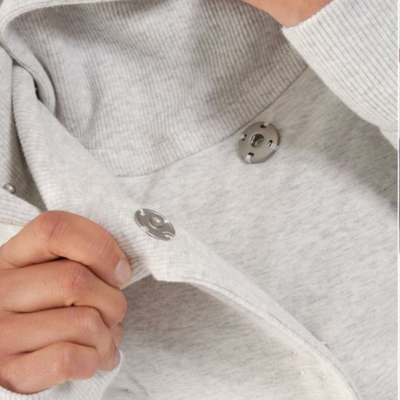 Lululemon Gratitude Wrap - Picture 14 of 15